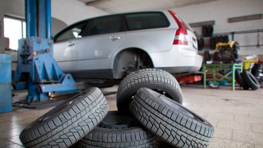 When to replace tires